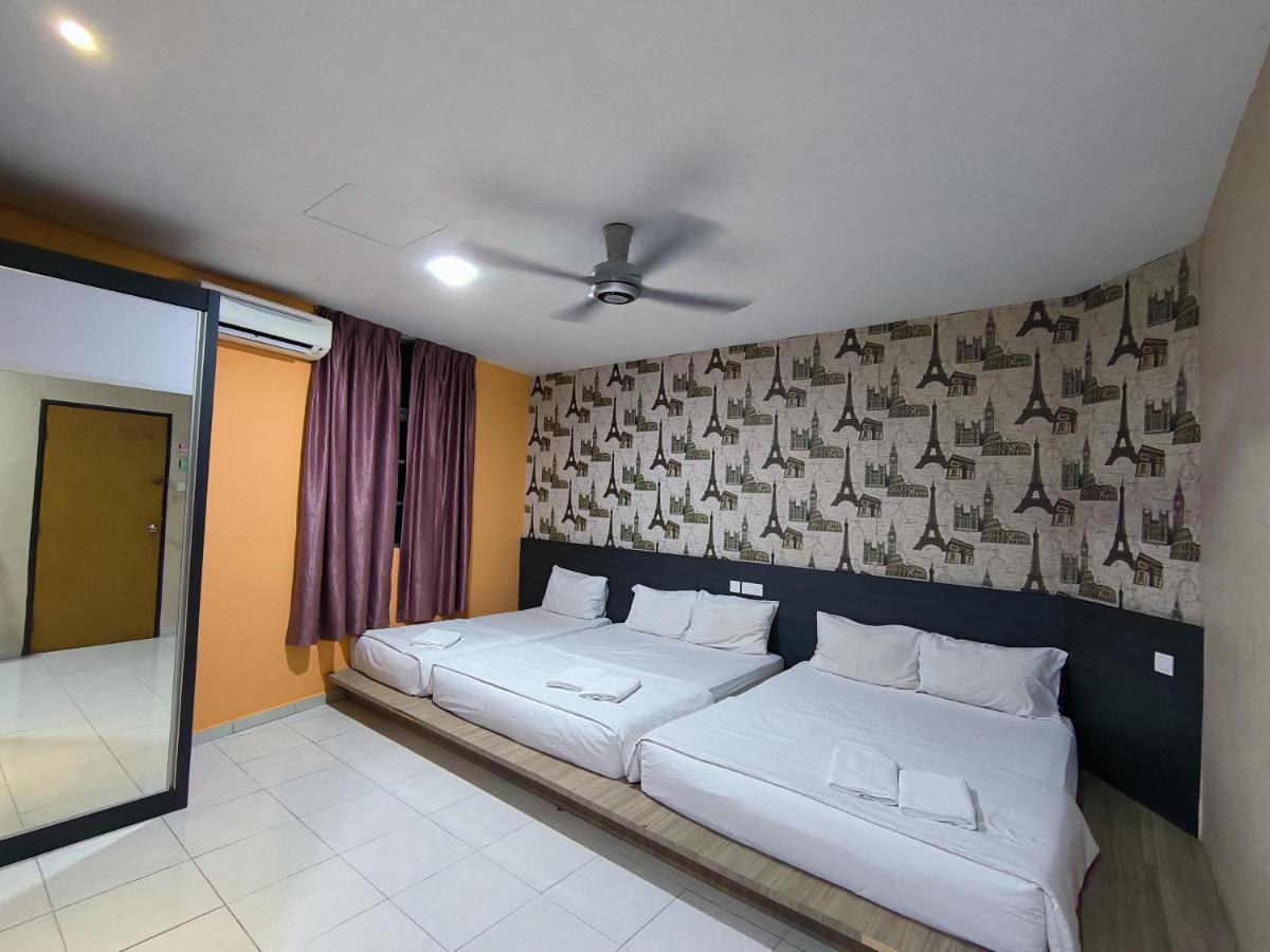 Golden Guest House Куантан Екстер'єр фото